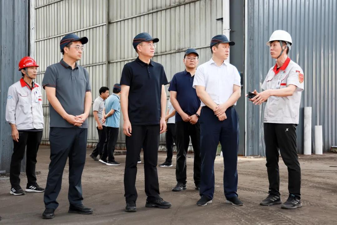 市委常委、副市長、翼城縣委書記王淵到華翔（翼城）新材料科技園現(xiàn)場辦公